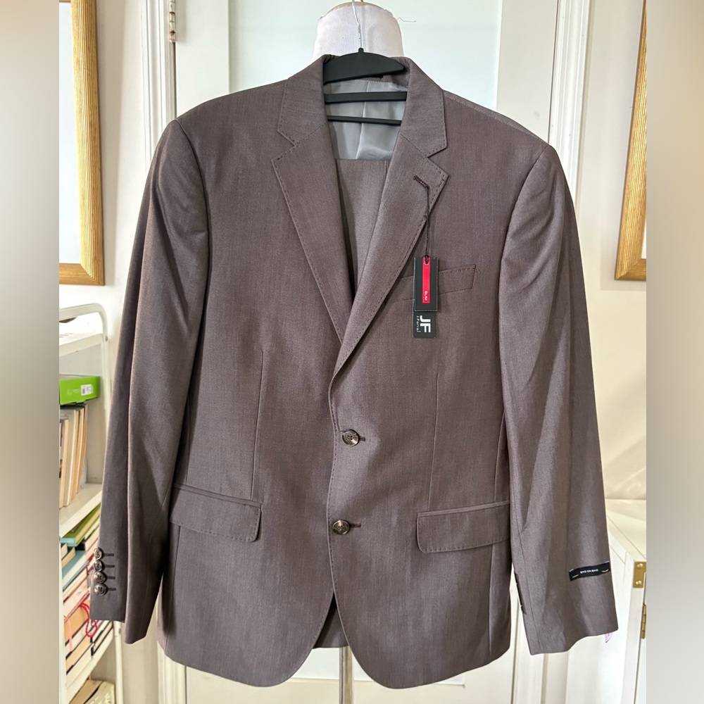 NWT- j ferrar- 2 pc end on end suit- 38S